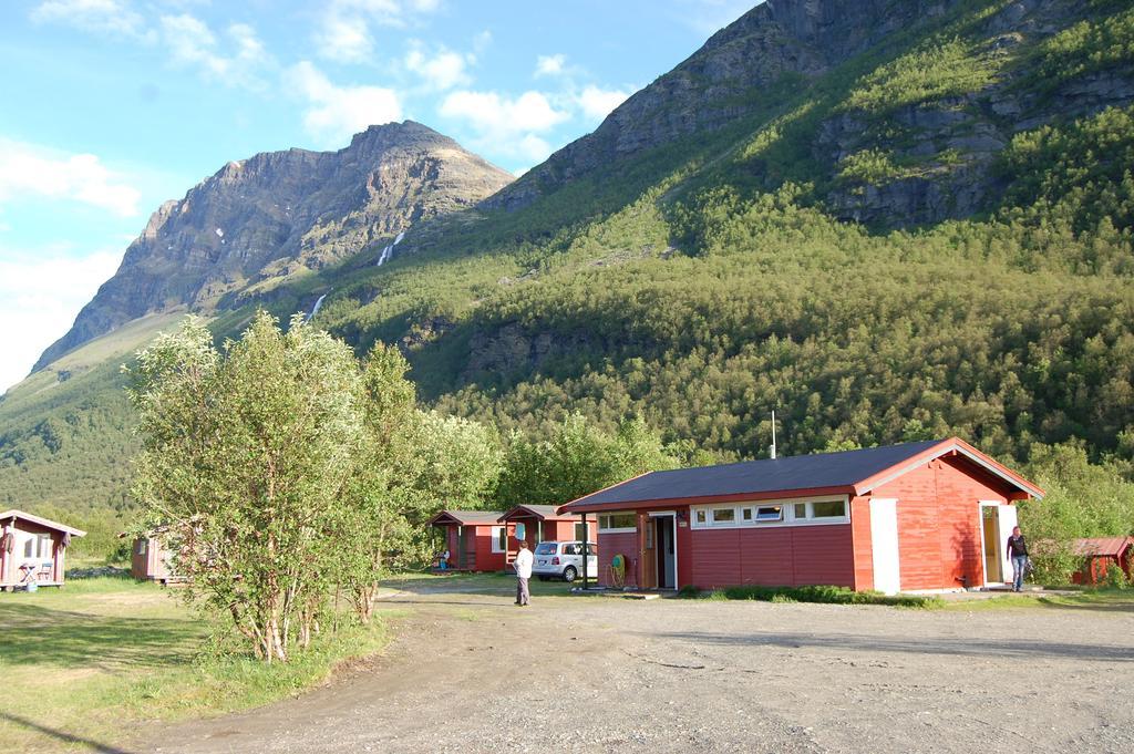 Basecamp Birtavarre Cameră foto